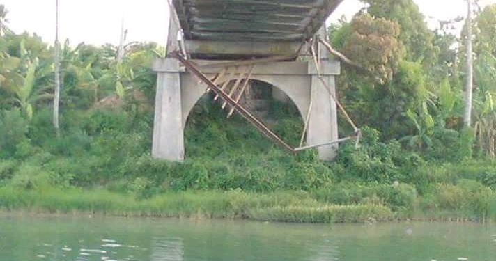 Les poids lourds interdits d’accès au pont Dumarsais Estimé à Jérémie