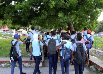 PétroCaribe – Mobilisation: au moins 5 écoliers arrêtés par les forces de l’ordre