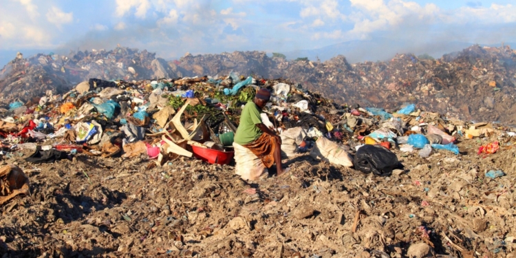 Décharge de Carrefour: gagne-pain pour certains, danger de santé publique pour d’autres!