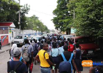 Des lycéens dans les rues pour exiger de meilleures conditions d’apprentissage