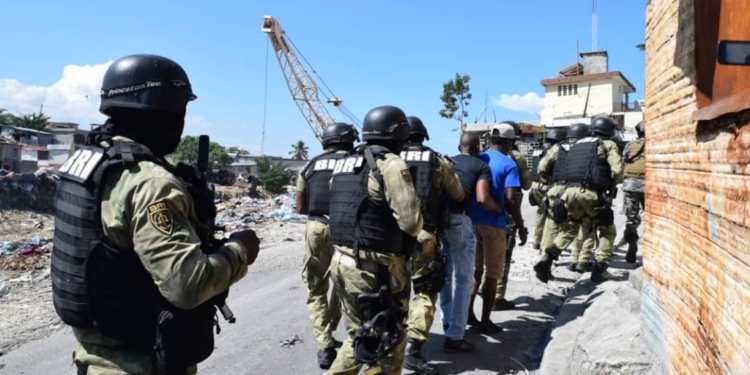 Arnel activement recherché par la police dans son fief