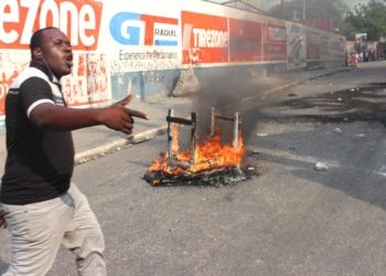 Pétion-Ville étant inaccessible, l’opposition lâche sa colère sur Delmas