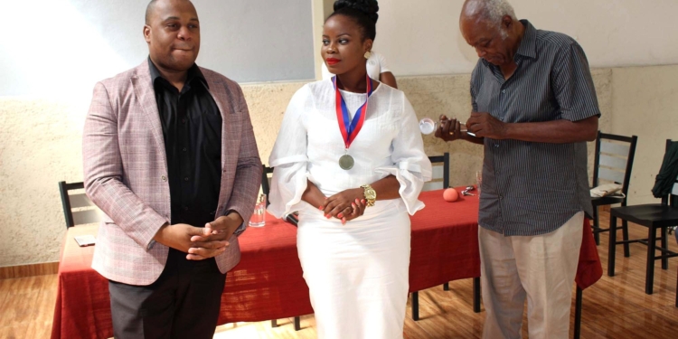 Kénia Nemorin sacrée championne du concours Aimez Lionel Benjamin…