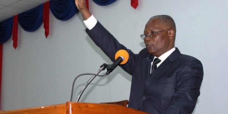 Jocelerme Privert se sympathise à la mort de Georges Bush Père