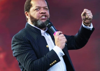 Soirées de Gloire : Pasteur Marcello Tunasi propose l’amour comme vecteur de changement d’Haiti