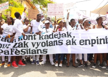 Des centaines de personnes ont marché contre le viol et l’impunité à Port-au-Prince