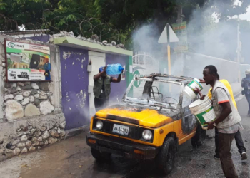 Tension à Delmas: un manifestant gravement blessé, les locaux de Radio Ginen attaqués