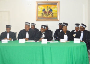 Ensemble Contre la Corruption (ECC) se dresse en défenseur employés de la CSC/CA