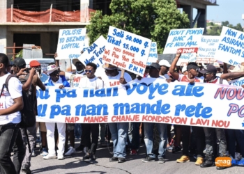 Haïti – Crise: des policiers dans les rues pour revendiquer de meilleures conditions de travail