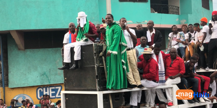Manif anti-Jovenel: des blessés dans un accident du char du Prophète Mackenson Dorilas à Pétion-Ville