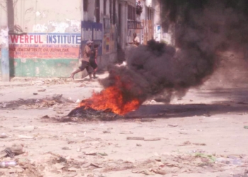 L’aire métropolitaine de Port-au-Prince et ses environs à moitié Lock