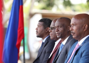 Insécurité : Jovenel Moïse menace de sévir contre les trafiquants d'armes et munitions