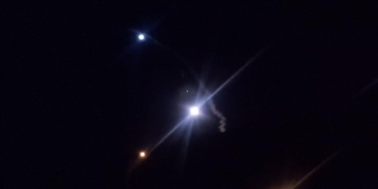 L'Iran riposte à coups de missiles sur des bases abritant des soldats américains, en Irak