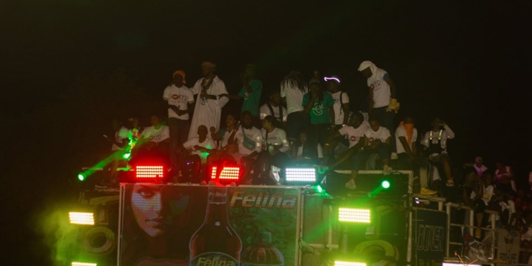 Festivités pré carnavalesques – 3e dimanche: Tony Mix lave lè a