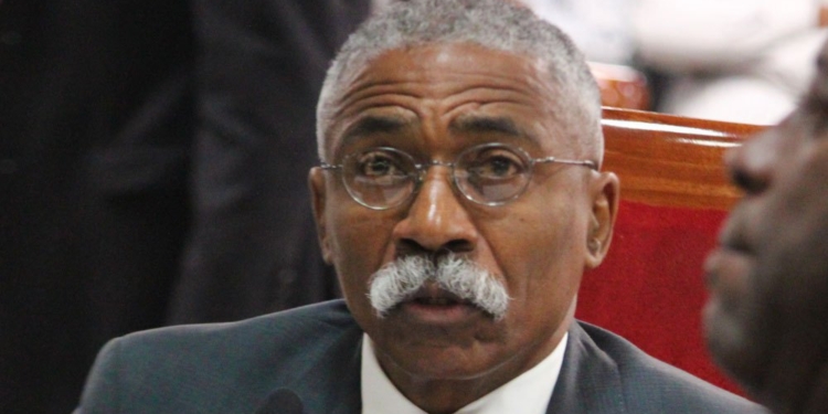 Le sénateur de Patrice Dumont dénonce des cas de détournement de fonds publics