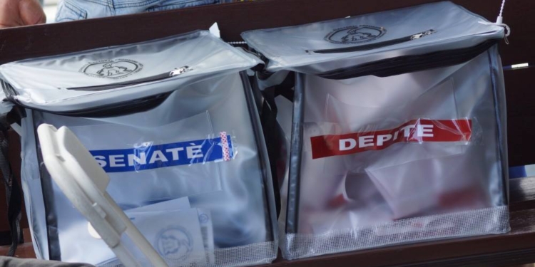 Sondaj: èske w dakò pou w al patisipe nan eleksyon ak administrasyon Moise-Jouthe la?