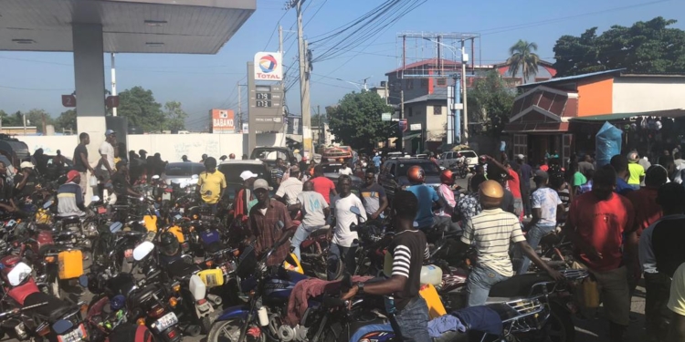 Rareté de Carburant: les activités scolaires en partie paralysées