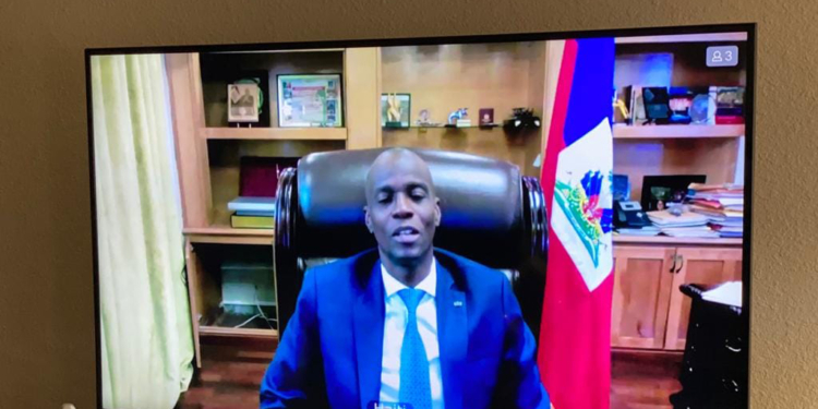 Quand Jovenel Moïse qualifie les journalistes de « bandits déguisés »