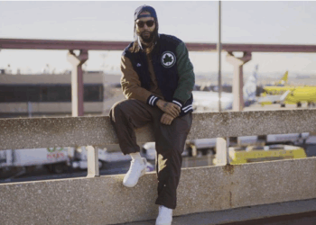 JLSHOTTHAT A TRAVAILLÉ AVEC DE GRANDS NOMS TELS QUE POP SMOKE, FIVIO FOREIGN , MIG AROGAN ET LIL TJAY
