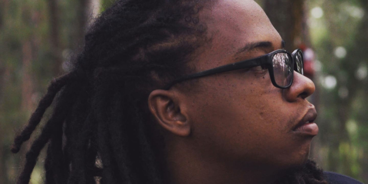 Plein feux sur Silva Jean Francisco, le caricaturiste Haïtien