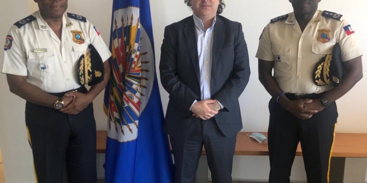 Sécurité: Le représentant de l’OEA  rencontre le haut commandement de la Police