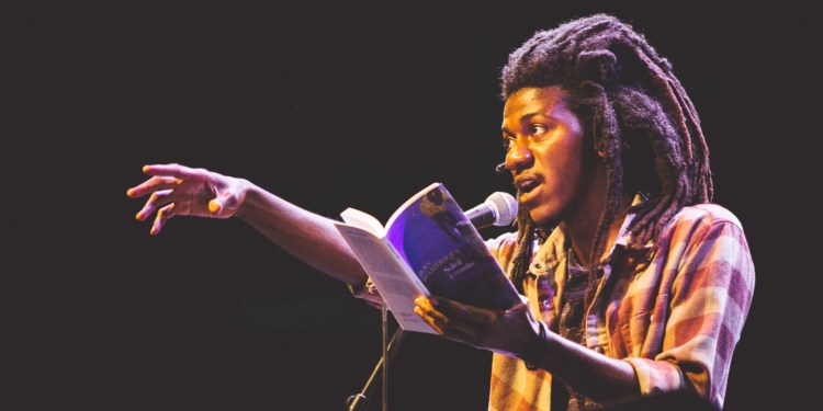 Jean D’Amérique en quête de vos votes pour gagner le prix FINTRO 2021