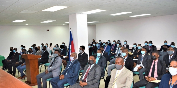 CSCCA: Cérémonie de prestation de serment de 73 vérificateurs à la Cour des Comptes