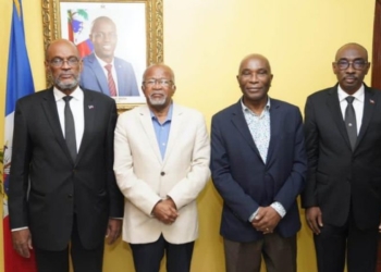 Le PM Ariel Henry rencontre les anciens premiers ministres autour de la crise actuelle
