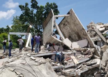 Haïti- Séisme: La pluie menace les habitants de Petit-Trou-de-Nippes