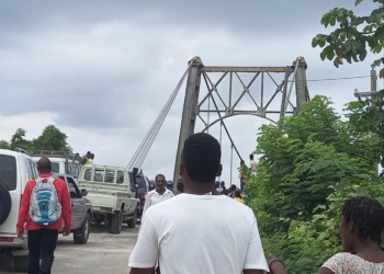 Le pont de la Grand’Anse menace de s’écrouler, la circulation de voitures interdite