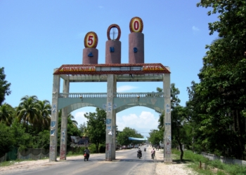 Haïti-Séisme: La mairie des Cayes interdit les réparations des maisons endommagées