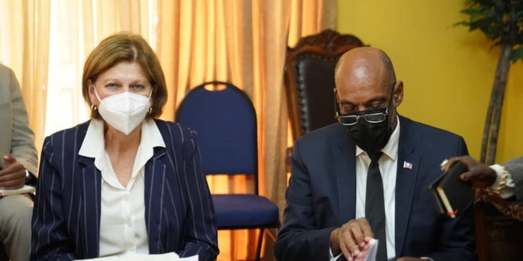 Le Premier ministre de facto Ariel Henry rencontre le Core Group