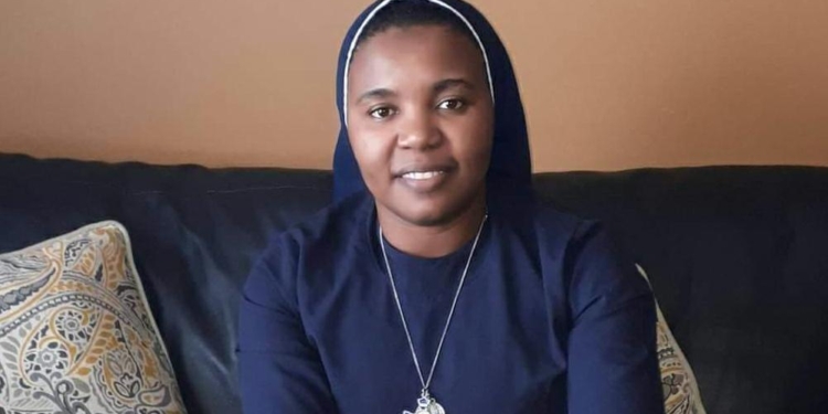 La religieuse Wildanie Cupidon reçoit le premier prix d’excellence humanitaire mondial 2021