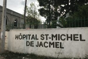  Un incendie s’était produit le samedi 18 décembre dernier dans un entrepôt de stockage de médicament de l’hôpital Saint-Michel situé dans la ville de Jacmel