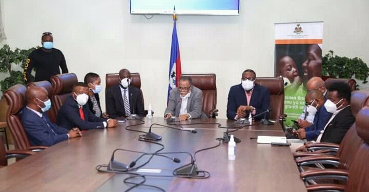 “La vague de fièvre et la grippe n’est qu’une épidémie saisonnière” dixit le ministre de la santé