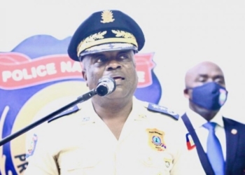 Des policiers passent par St Jude pour aller sécuriser l’aéroport Antoine Simon des Cayes