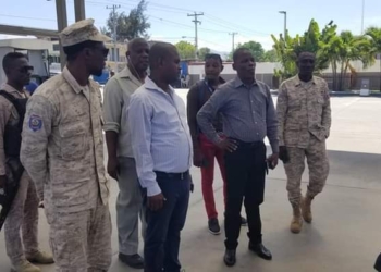 Gonayiv-Jistis: Komisè gouvènman Gonayiv la mete 4 ponpis anba kòd