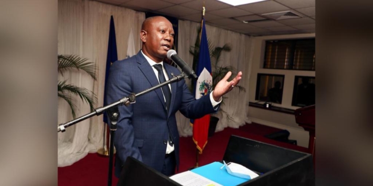 Accusé de trafic d’armes, le DG de l’AGD Romel Bell soutenu par des douaniers