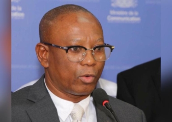Le directeur de l’administration générale des douanes (AGD) interdit de rentrer aux Etats-Unis