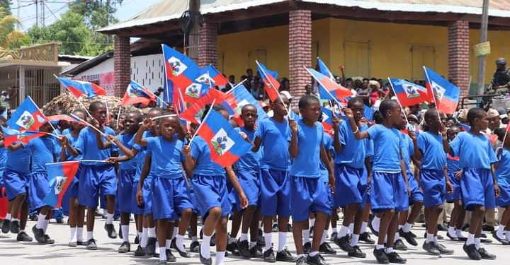 La cérémonie de commémoration du drapeau de retour à l’Arcahaie après 2 ans d’absence