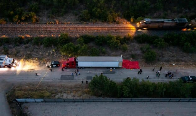 Au moins 46 migrants découverts morts dans un camion au Texas