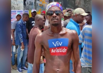 Fanmi Lavalas la foule beton an jodia pou mande Jean-Bertrand Aristide nan tèt tranzisyon an