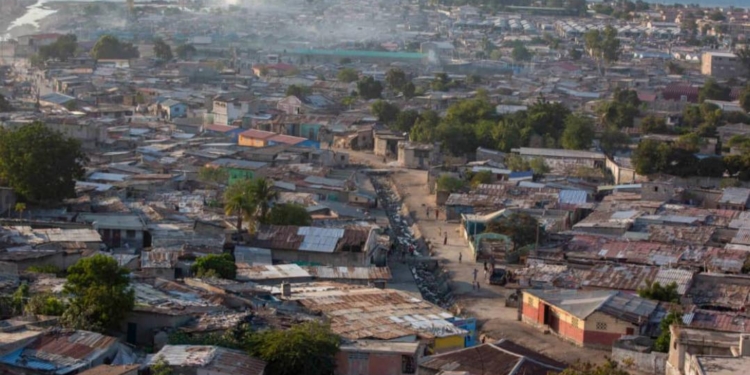 Ayiti-Ensekirite : Popilasyon nan Laplenn, Site Solèy ak Pènye mande sekou ak Lapolis