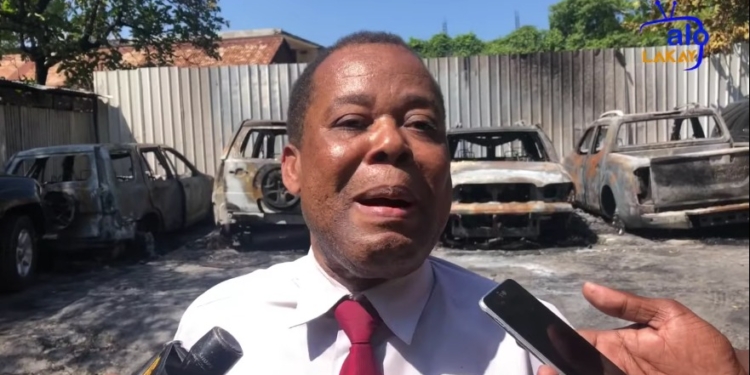 Mèt Samuel Madistin demanti enplikasyon Legliz Episkopal nan dosye zam ak minisyon yo