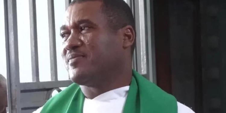 L’église Épiscopale divorce d’avec le père Frantz Cole, accusé de trafic d’armes et de munitions