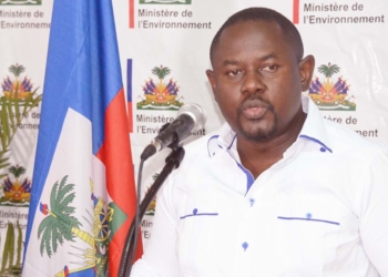 Minis anviwonman James Cadet rekonèt sitiyasyon kritik peyi a ap konnen chak fwa lapli fin tonbe