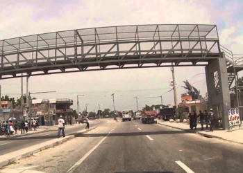 Nou bezwen al lekòl” se kri paran, elèv, ak plizyè manifestan nan komin kafou