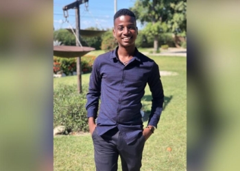 Après sa tournée en Europe, l’artiste Christopher Dorcely est finaliste d’un concours de Mag Haïti