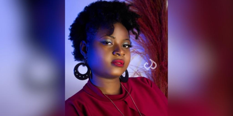 Desormes C. Fallone une jeune artiste qui cherche à se faire une place dans l’industrie musicale