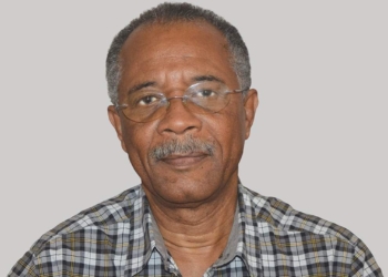 Pierre Buteau, ansyen minis Edikasyon ak istoryen kidnape anndan lakay li nan Tomasen 32